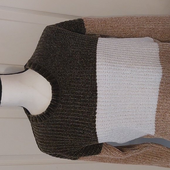 Poof Apparel Color Block Ribbed Knit Chenille Sweater Size M - Picture 2 of 7